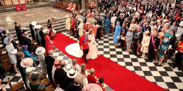 Inspiración de Bodas Reales: Alfombras que Robaron el Protagonismo